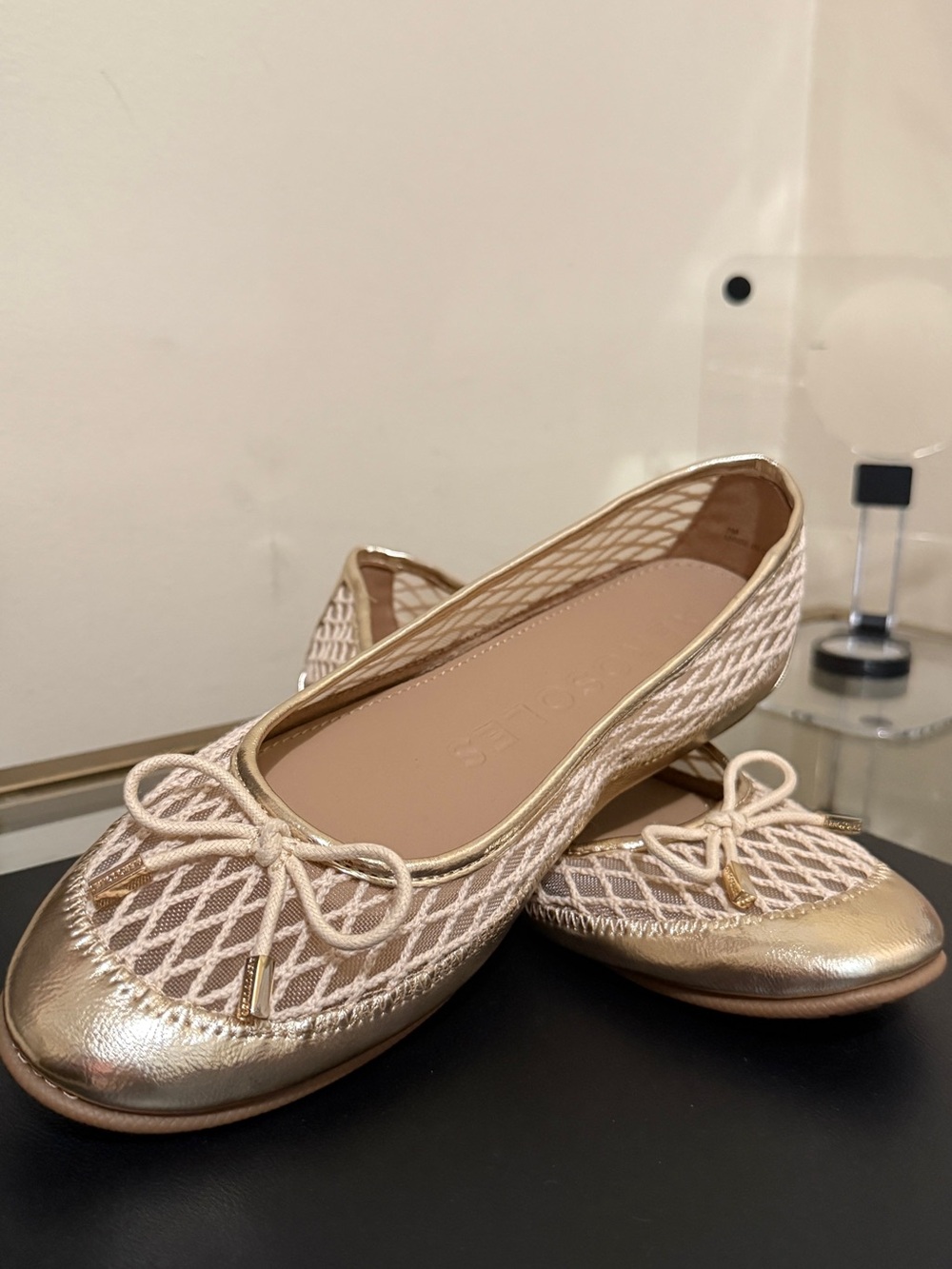 Women's Metallic Gold Mesh Ballet Flats - Brand Unknown